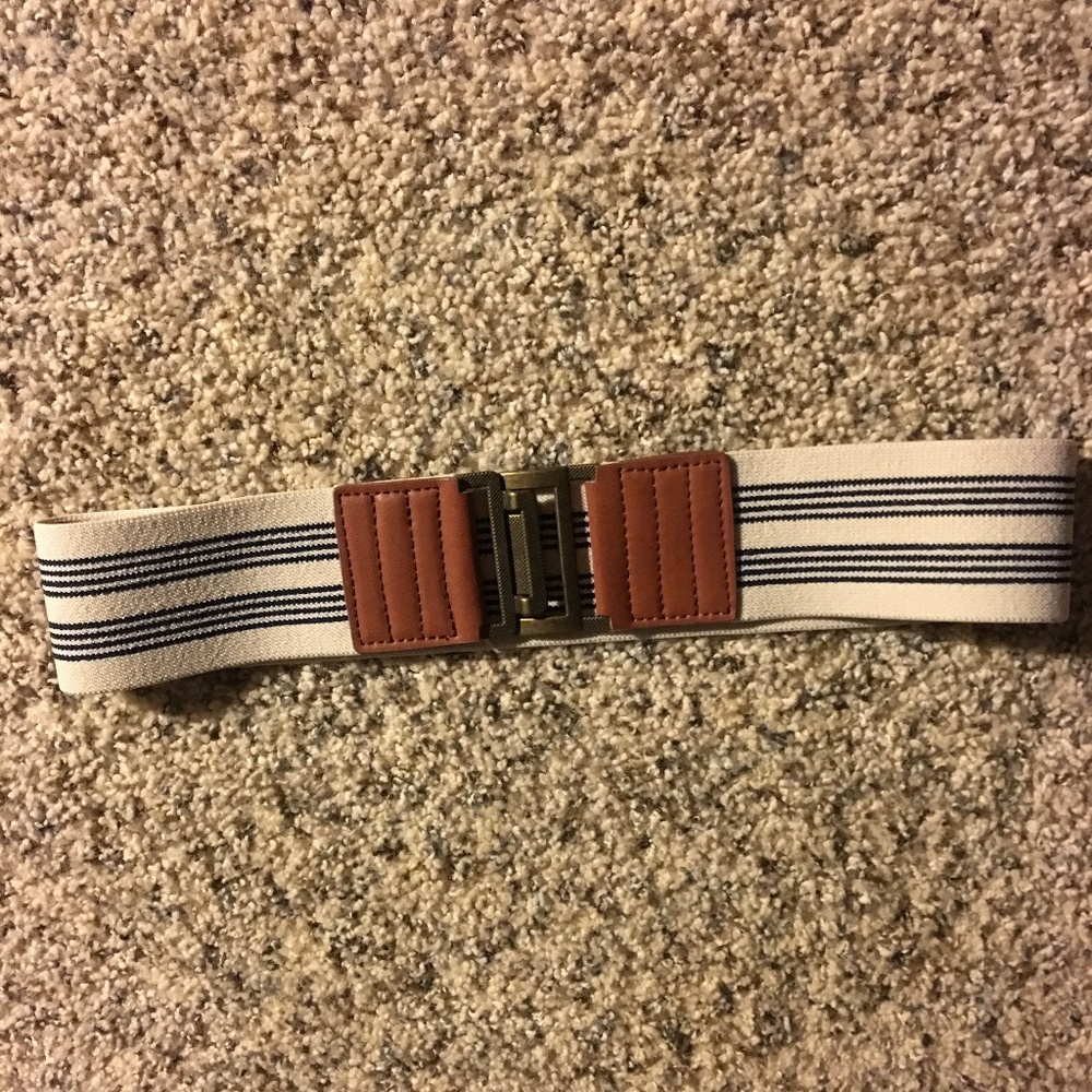 Charlotte Russe Belt - Striped